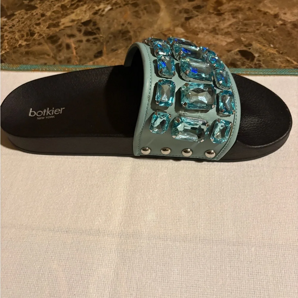 Botkier Aqua Jeweled Slide Sandals - Women's size 8 - Picture 5 of 12